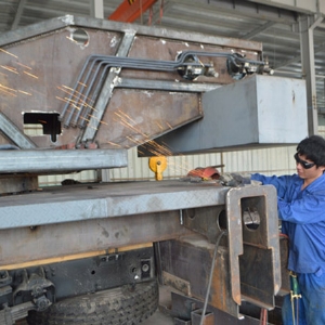 生產(chǎn)車(chē)間